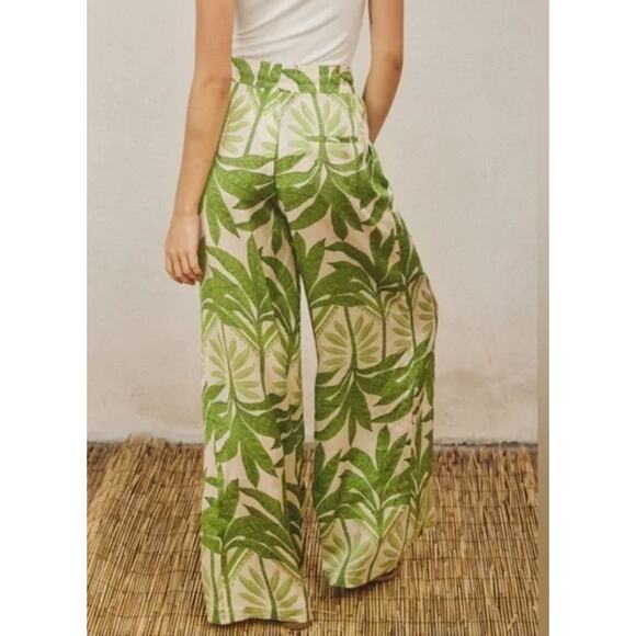 NWT Feels Like Sunshine Wide Leg Satin Pull On Pants Sz M Tropical Resort Beachy - Picture 2 of 10